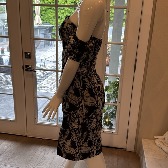 Hutch Off-Shoulder Black & Silver Floral Metallic Thread Brocade Dress Size 4 - Picture 5 of 12